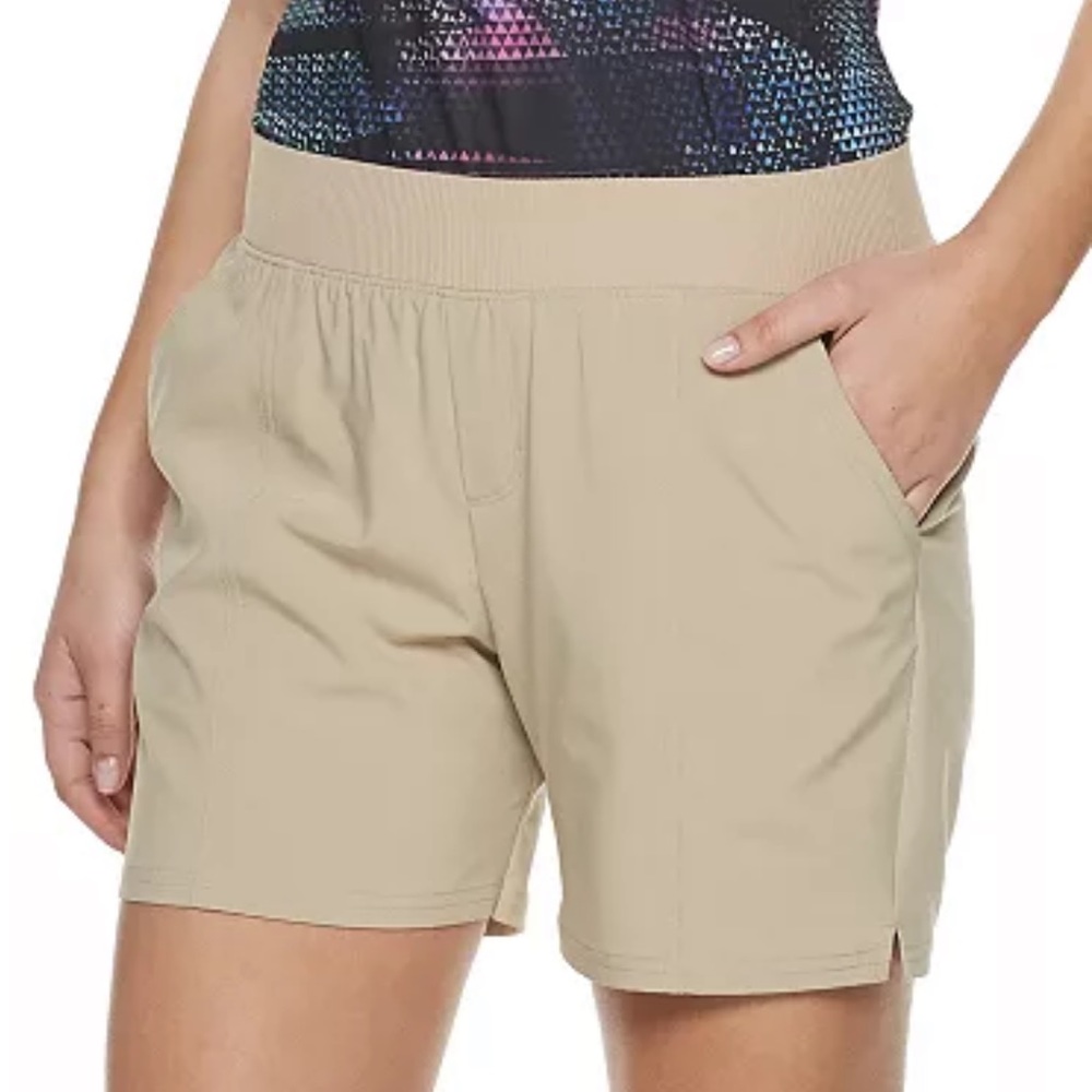 Women's FILA SPORT® 5" Woven Golf Shorts